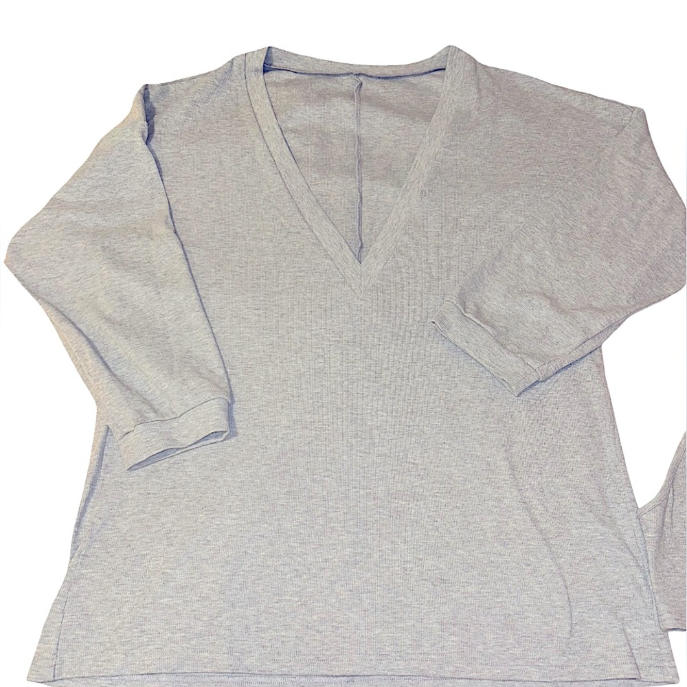 Silver 3/4 Sleeve Relaxed Tunic Top